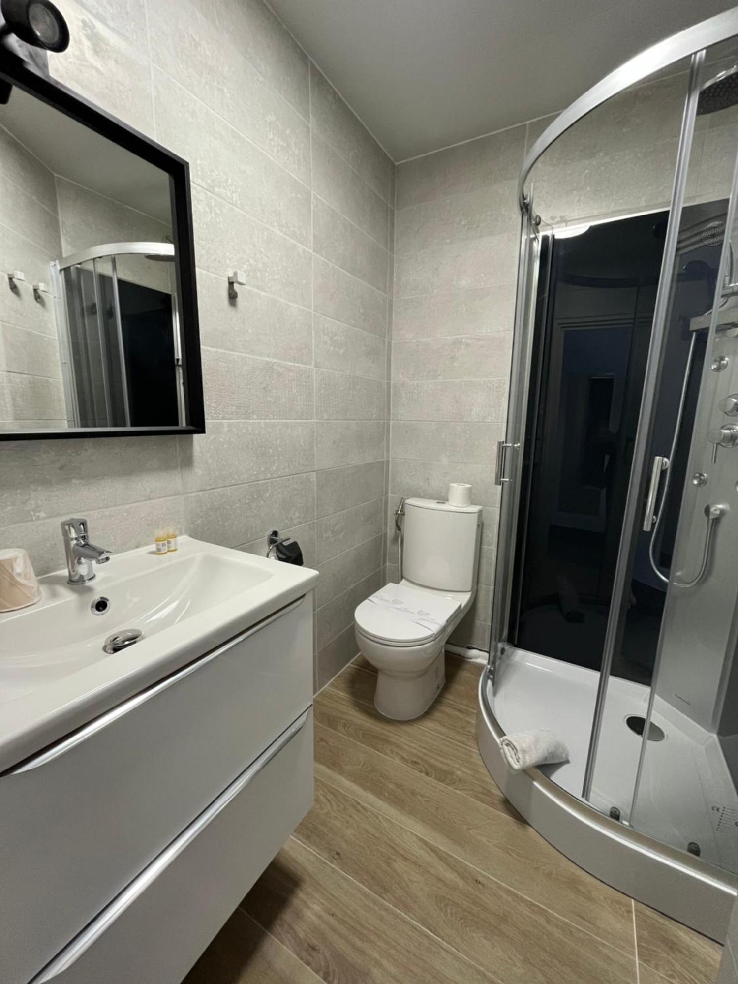 Hotel Agena Brest Dış mekan fotoğraf